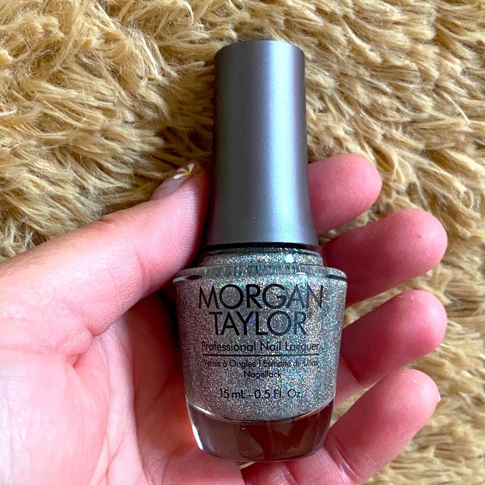 🆕 Morgan Taylor Shimmering Silver Nail Polish